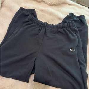 ALO Yoga Black Jogger Sweatpants